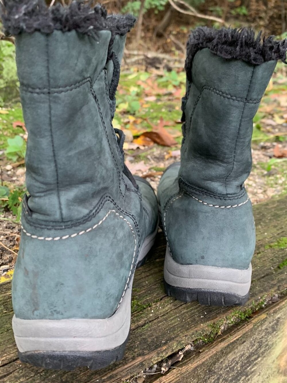 KEEN Dry Brighton Waterproof Winter Boots in Women's Size 8.5